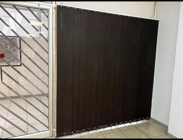 88M² RETAIL TO LET IN CORLETT GARDENS